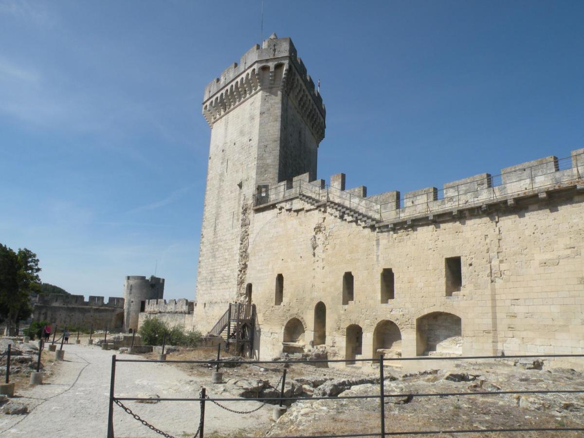 Les Portes Du Chateau Beaucairois Appartement Beaucaire  Buitenkant foto